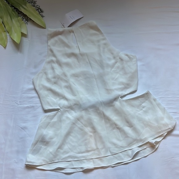 💥nwt Zara Side Slit Top💥 - Picture 2 of 3